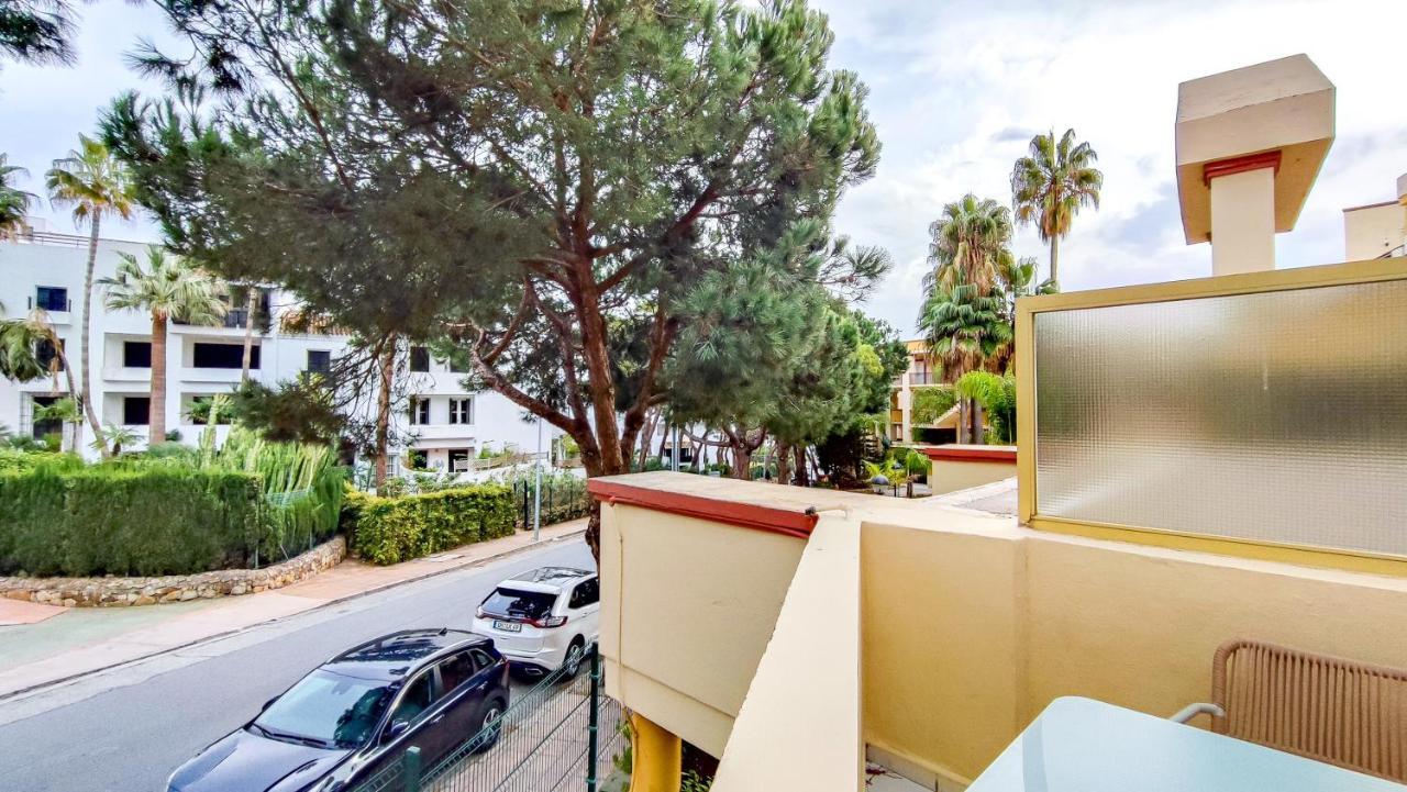 Oleholidays 411 Romana Playa Junto A La Playa Marbella Exterior photo